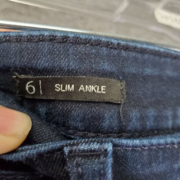 Talbots Jeans Womens 6 Blue Flawless Five-Pocket Slim Ankle Stretch Denim - Picture 3 of 10